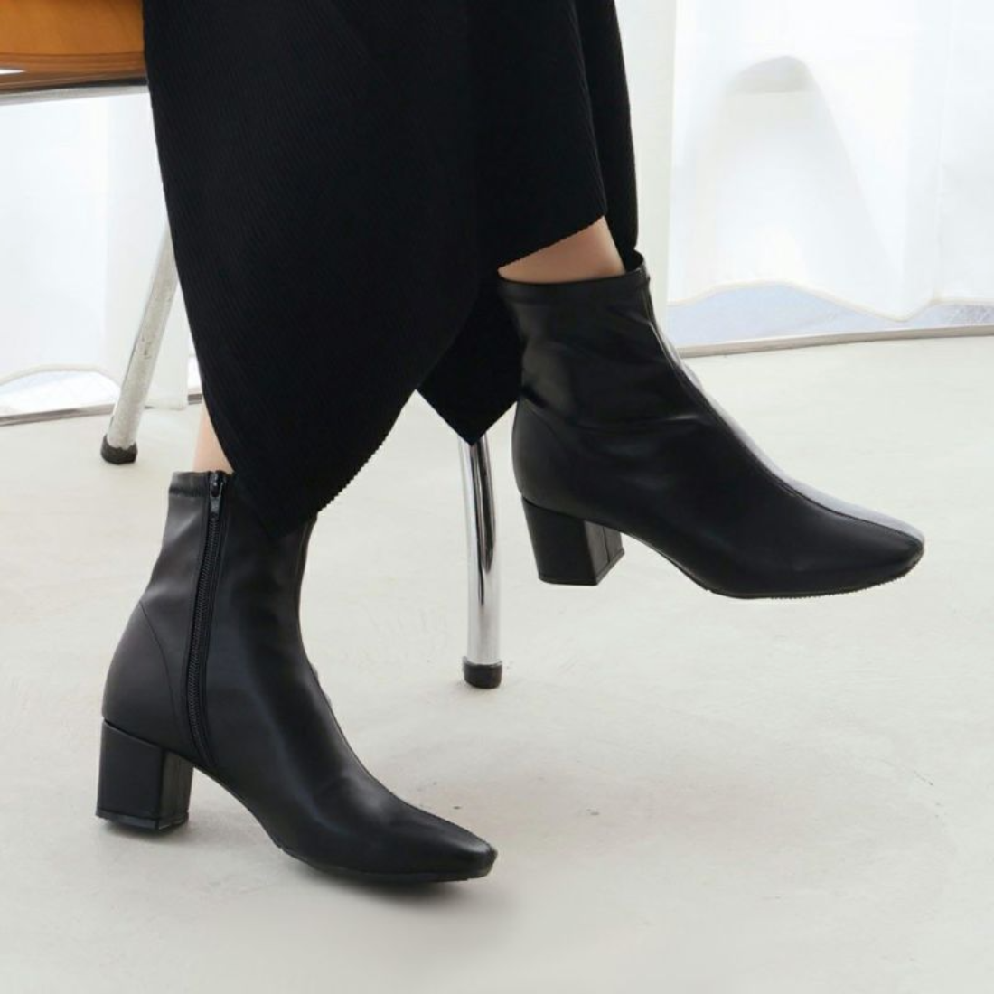 スクエアトゥストレッチショートブーツ