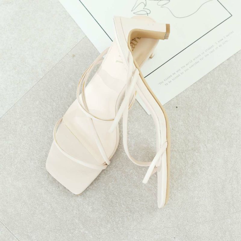 ♠【NEW】ウーブン ストラップ メタリックトゥ サンダル Maison Margiela＊Tabi leather ストラップサンダル＊送料込