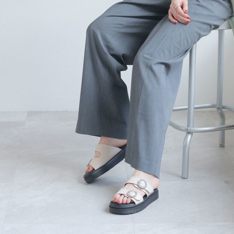 NANAJIHYANG ヒチャン　ダブルビジューフラットサンダル NANA様専用JIHYANG ヒチャン ダブルビジューフラットサンダル