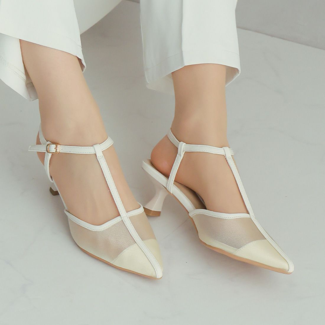 シアーチュールストラップパンプス ｜靴・レディースシューズの通販